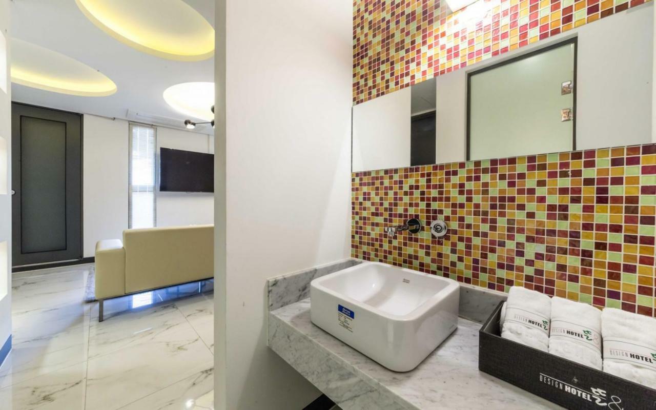 Design Hotel Ddeul& 乌山市 外观 照片